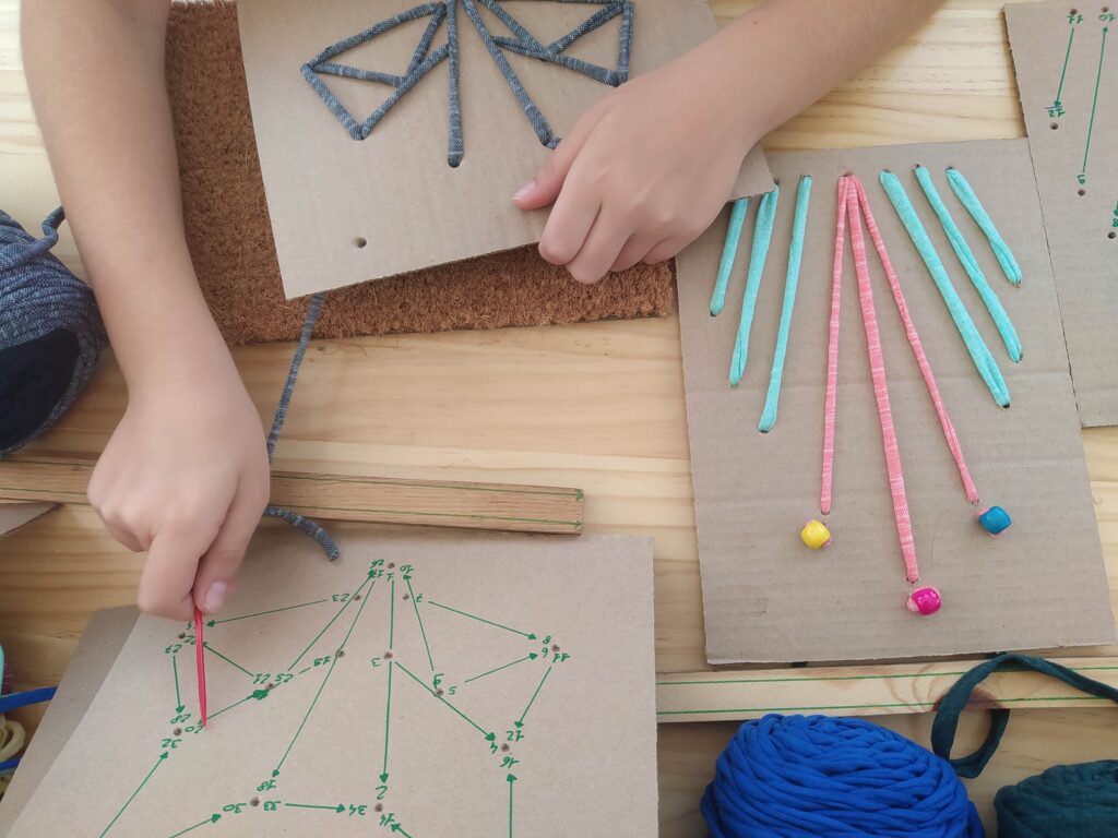 Réalisation carte à broder