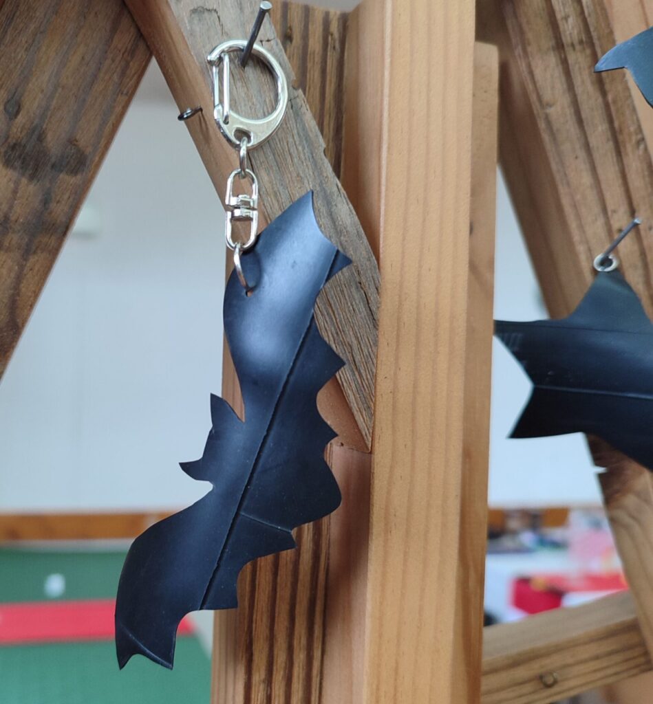 Portes clefs chauve souri et étoile en chambre à air