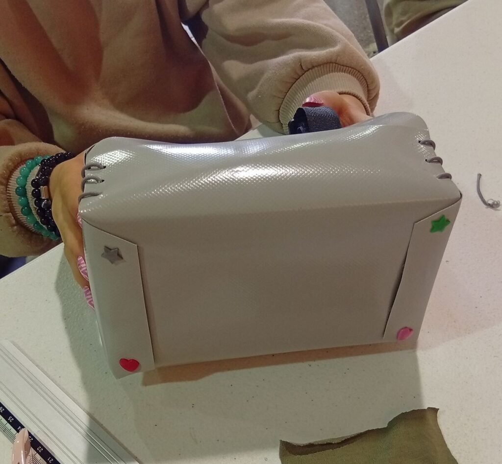 Création d'une pochette guidon vélo