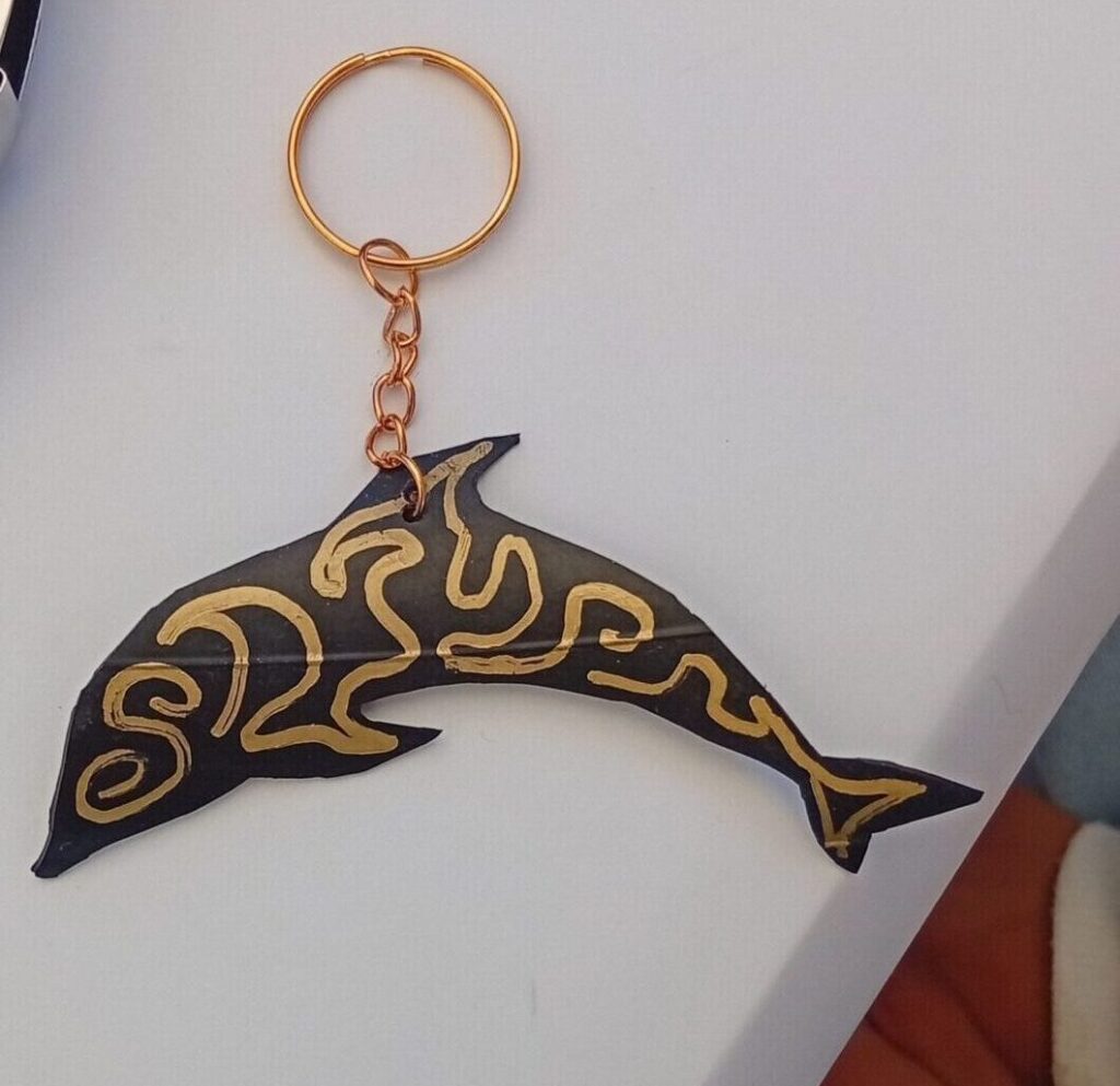 Porte clef dauphin en chambre à air